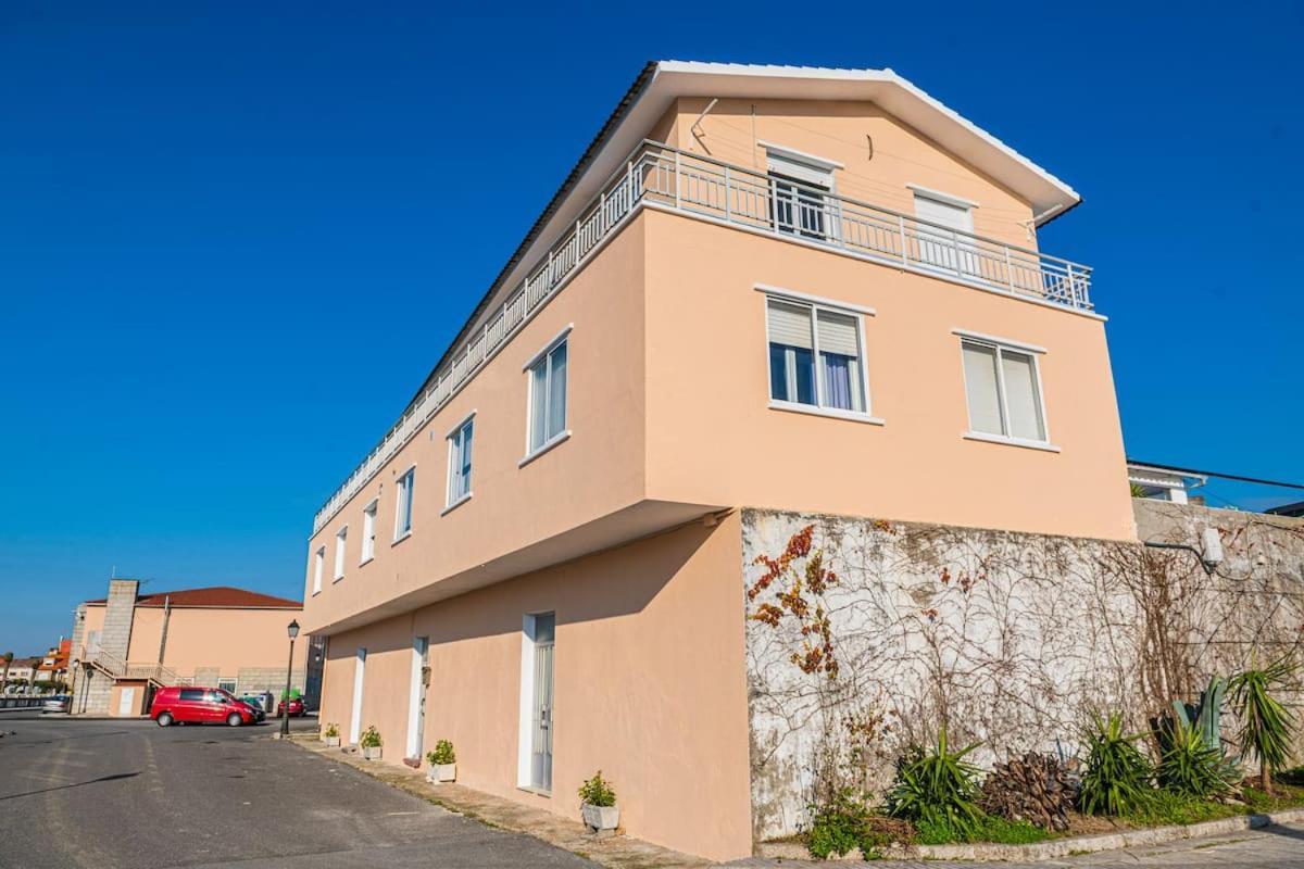 Apartamento Centrico Con Vistas Al Mar Vilanova de Arousa Zewnętrze zdjęcie